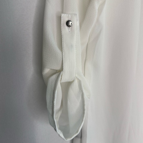 NEW LOOK Women’s Oversized Blouse With 3/4 Sleeves - Picture 3 of 5